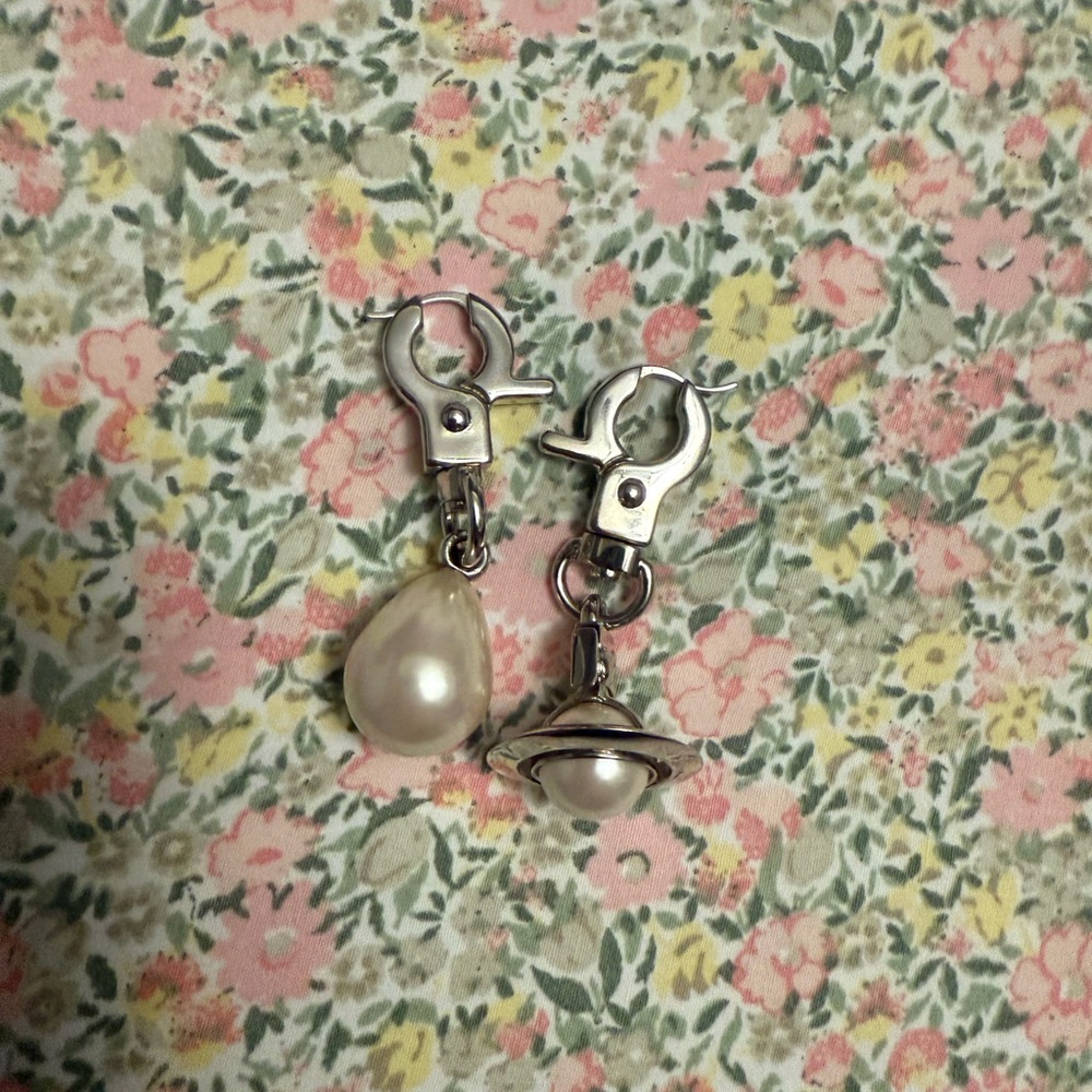 Vivienne Westwood Claude Earrings